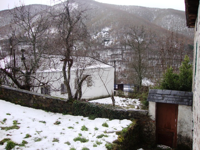 Paisaje nevado de Trabao